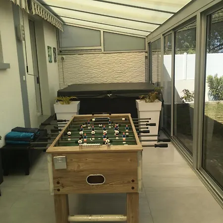 Maison Avec Jacuzzi بيت للعطل ساتْ